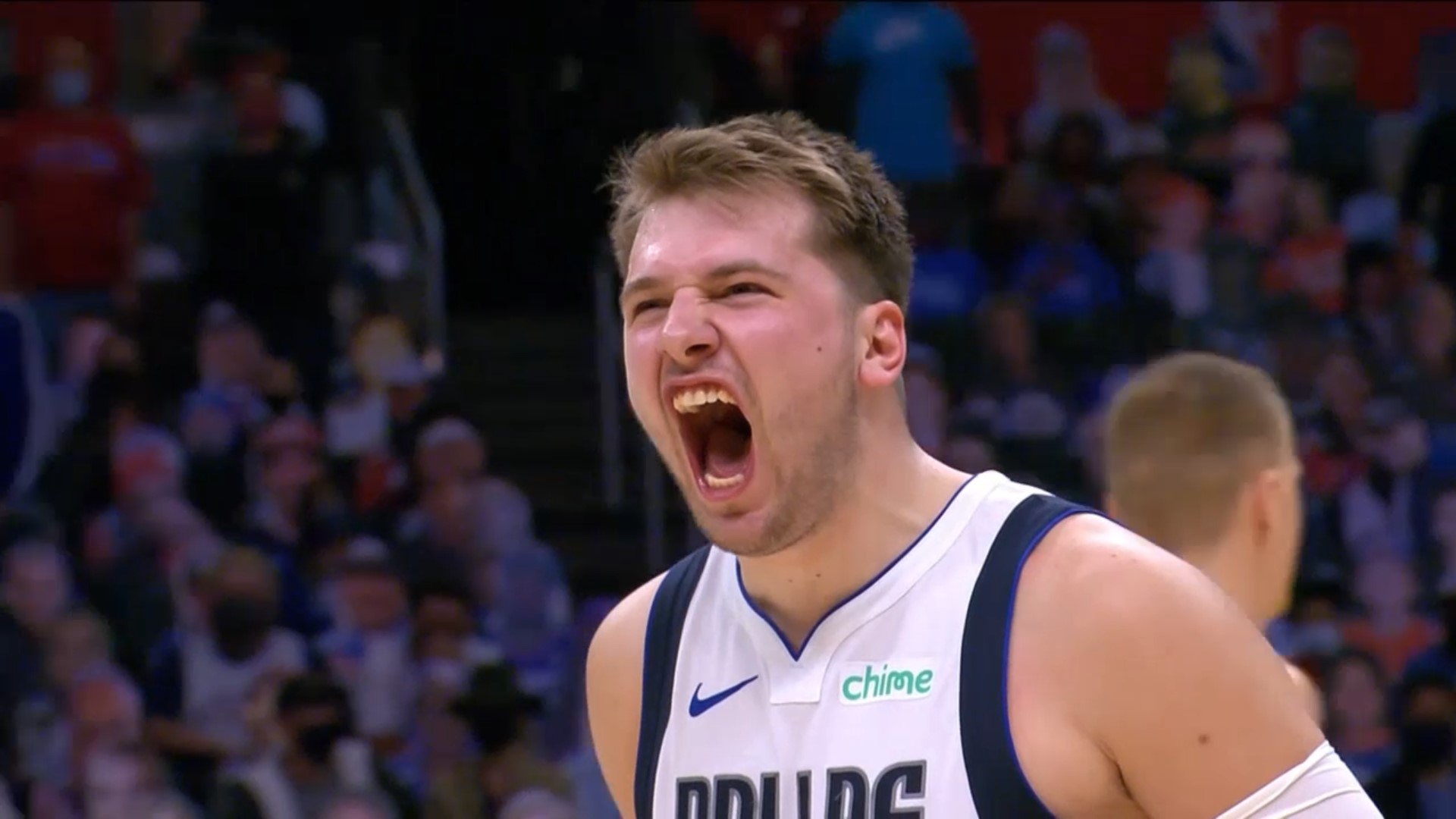 Luka Doncic est vraiment différent : 42 points, 8 rebonds et 14 passes ...