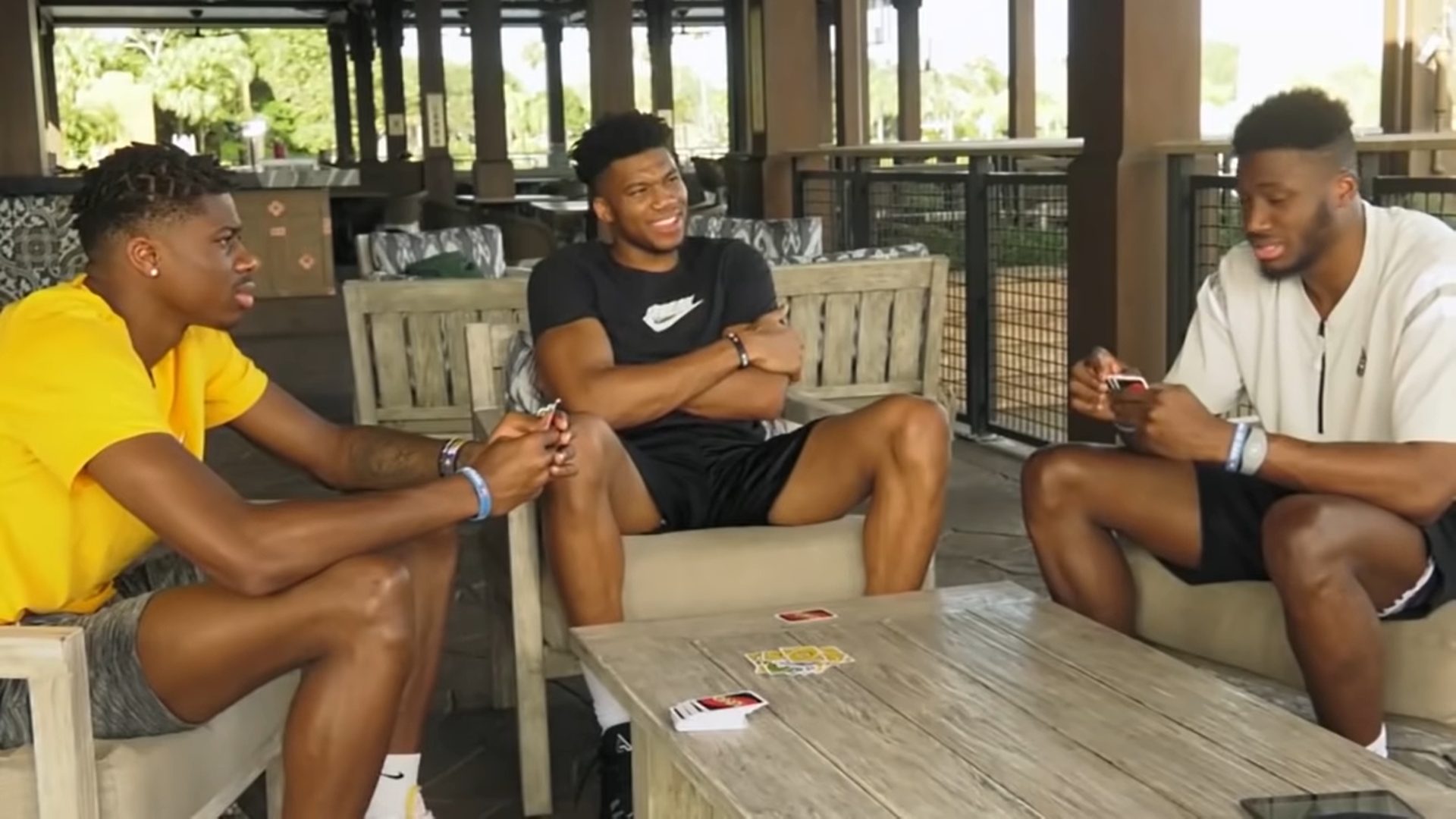 Brothers get video. The brothers танцоры. Jungle brothers - v. Brothers get video. (very important party) (1999).