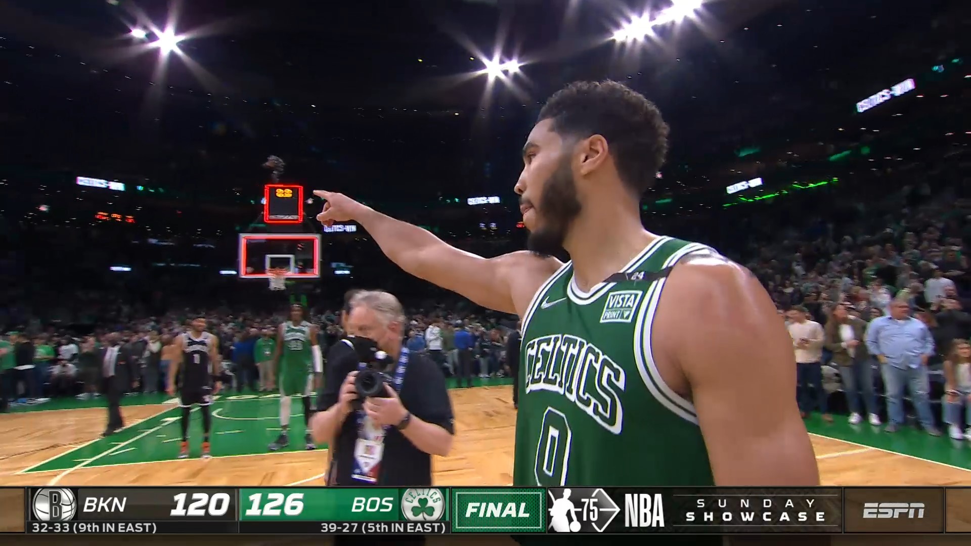 Jayson Tatum a fait la totale aux Nets 54 points au compteur, duel