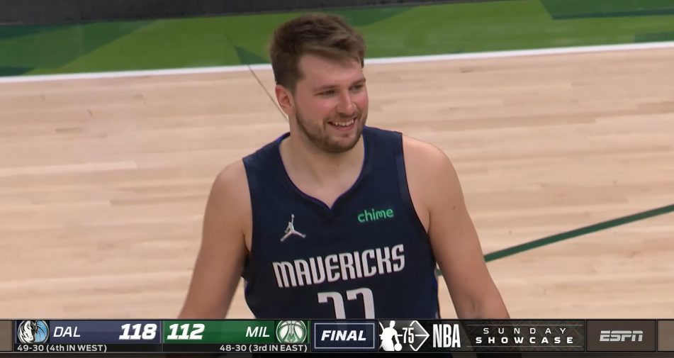 Flashback 2021-22 : quand Luka Doncic a posé un 32/15/8 face aux Bucks