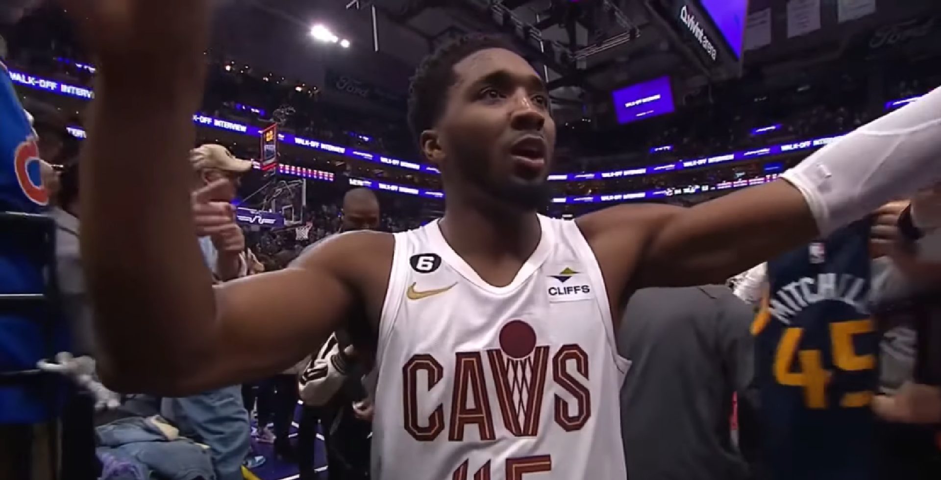 https://redac.trashtalk.co/wp-content/uploads/2023/01/Donovan-Mitchell-Cleveland-Cavs-11-janvier-2023.jpg
