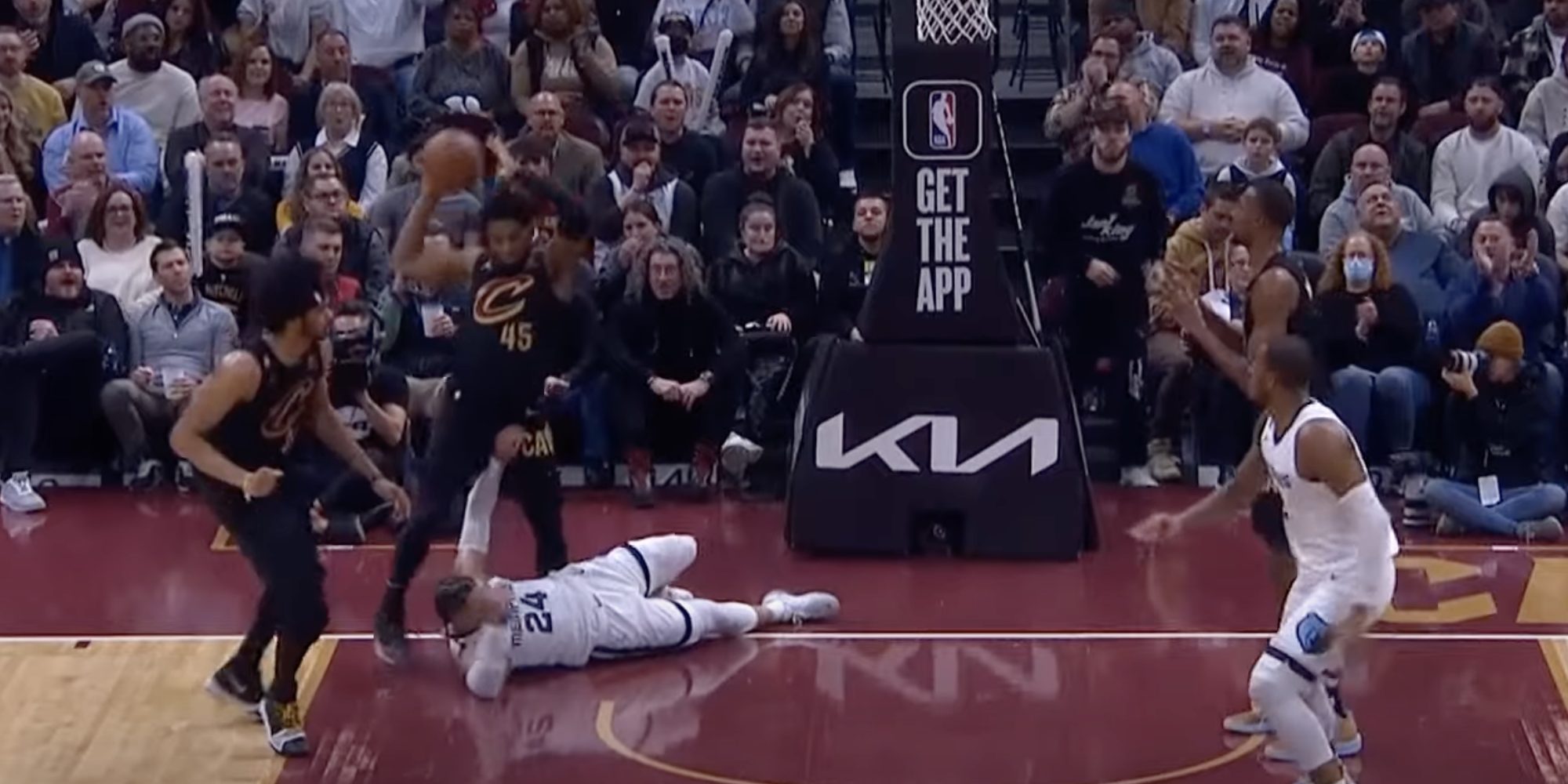 Donovan Mitchell "La NBA doit faire quelque chose pour Dillon Brooks"