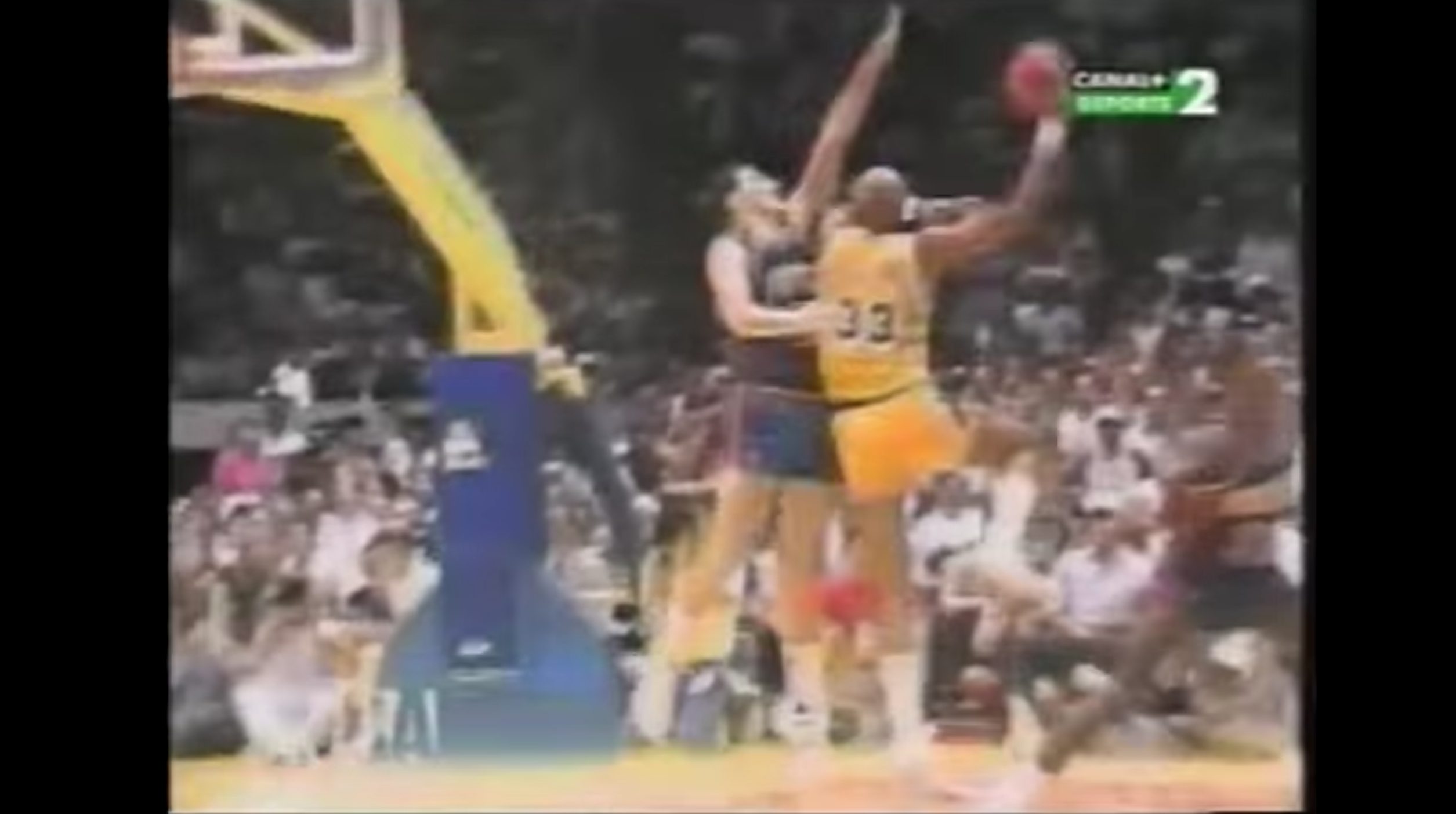 La Phantom Foul de Bill Laimbeer sur Kareem Abdul-Jabbar