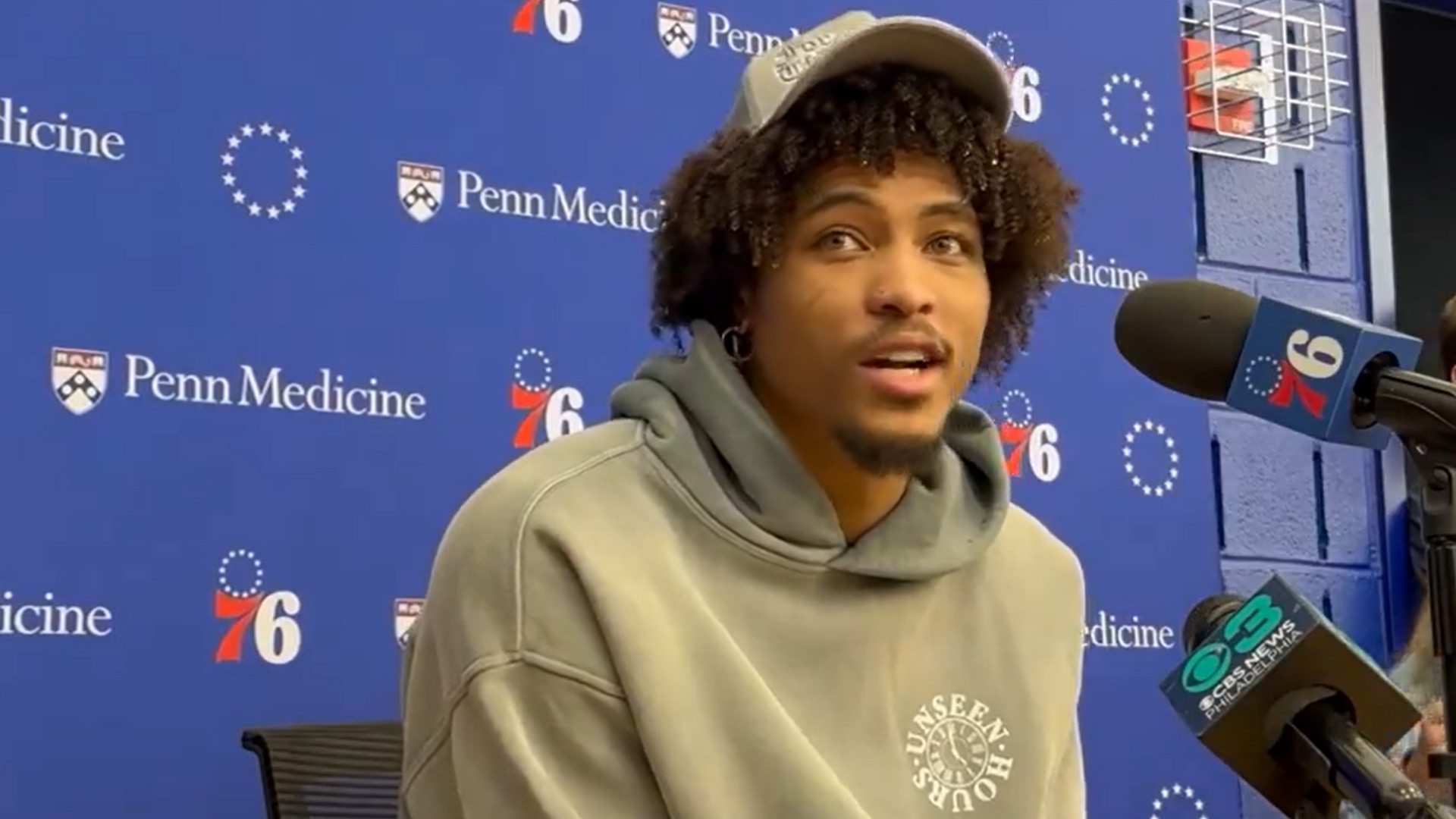 https://redac.trashtalk.co/wp-content/uploads/2024/04/Kelly-Oubre-Jr.-Sixers-20-avril-2024.jpg