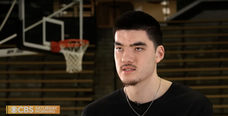 https://redac.trashtalk.co/wp-content/uploads/2024/04/Zach-Edey-768x393.jpg