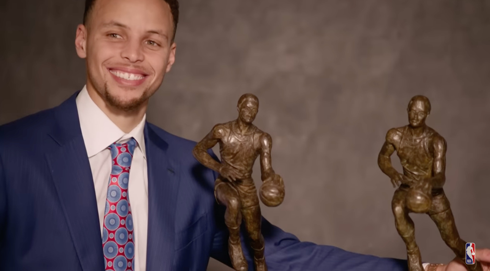 The Unprecedented Brilliance of Stephen Curry: A Look Back at the 2015 ...