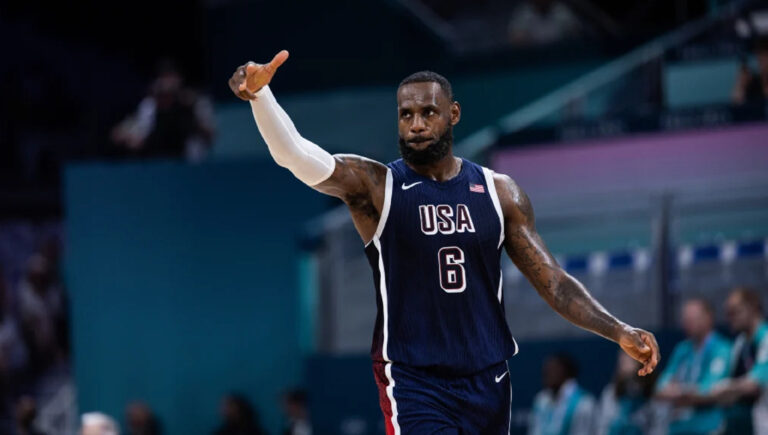 https://redac.trashtalk.co/wp-content/uploads/2024/07/LeBron-James-Team-USA-JO-Paris-2024-28-juillet-2024-768x435.jpg