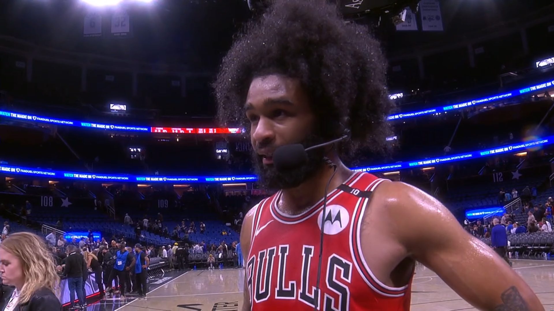 Coby White s'offre un record en carrière (44 points) pour enfoncer le Magic