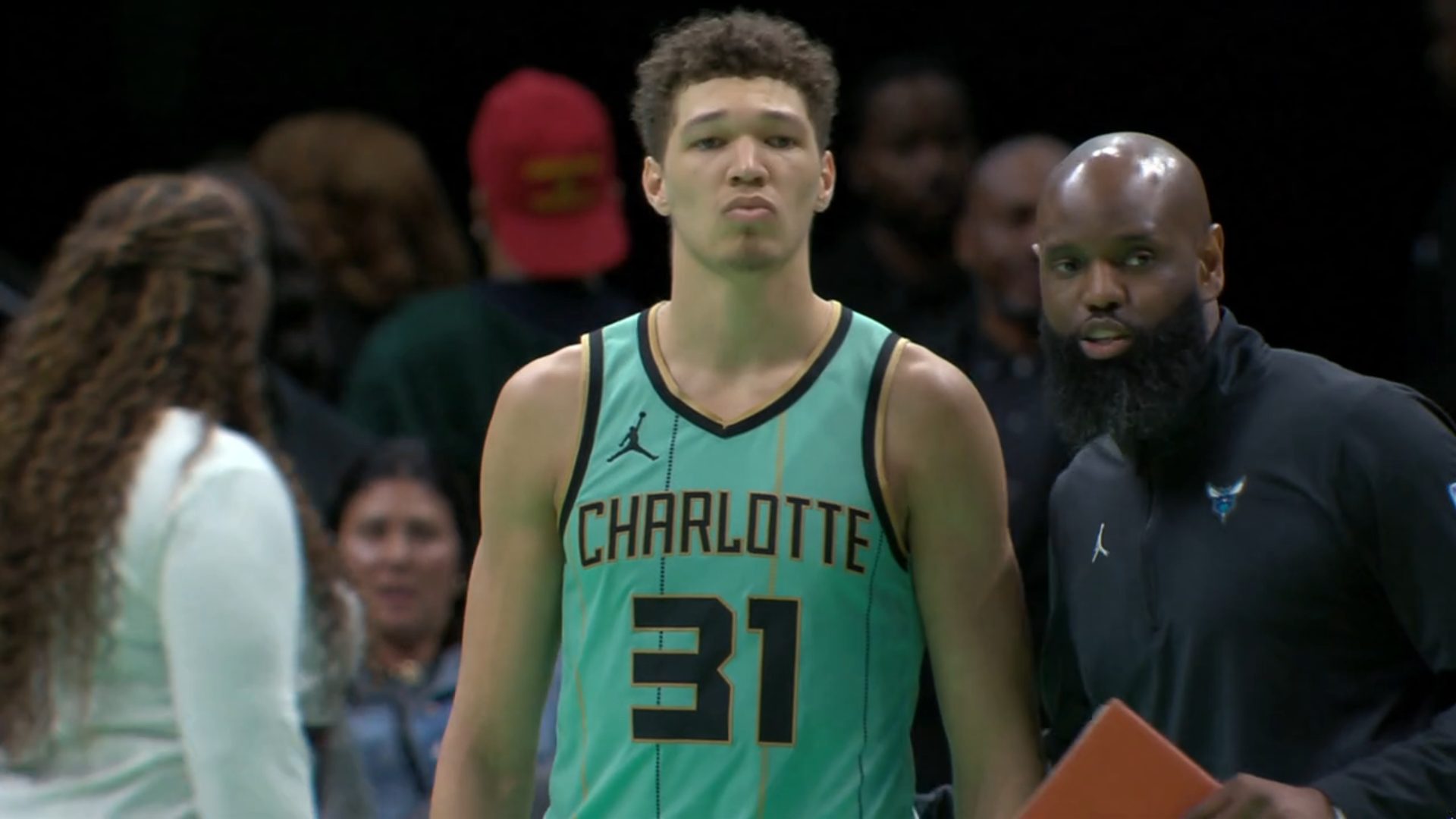 La nuit des Français en NBA : joli duel entre Tidjane Salaün et Noah Penda !