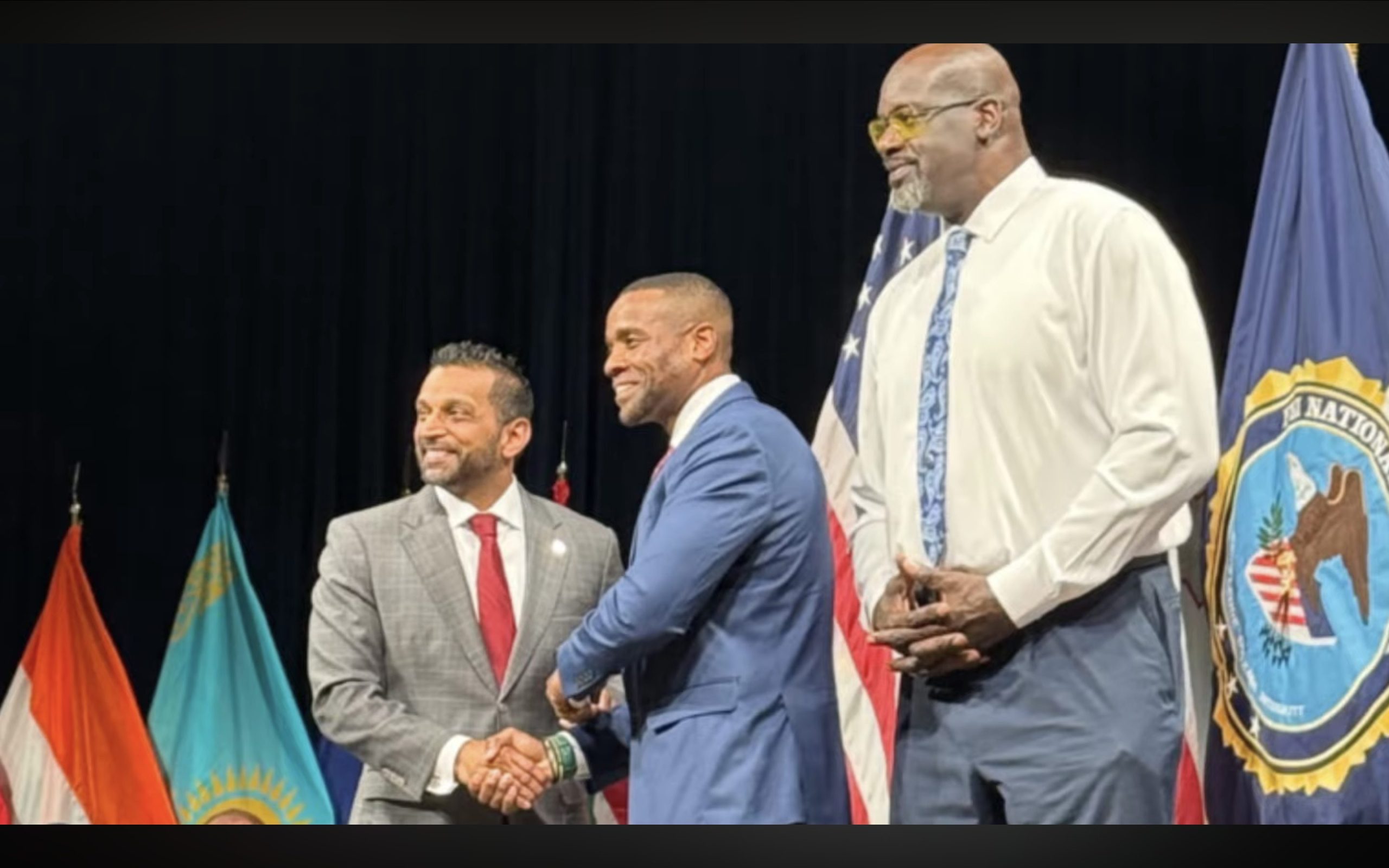 Shaquille O’Neal nommé… agent spécial du FBI, à titre honorifique