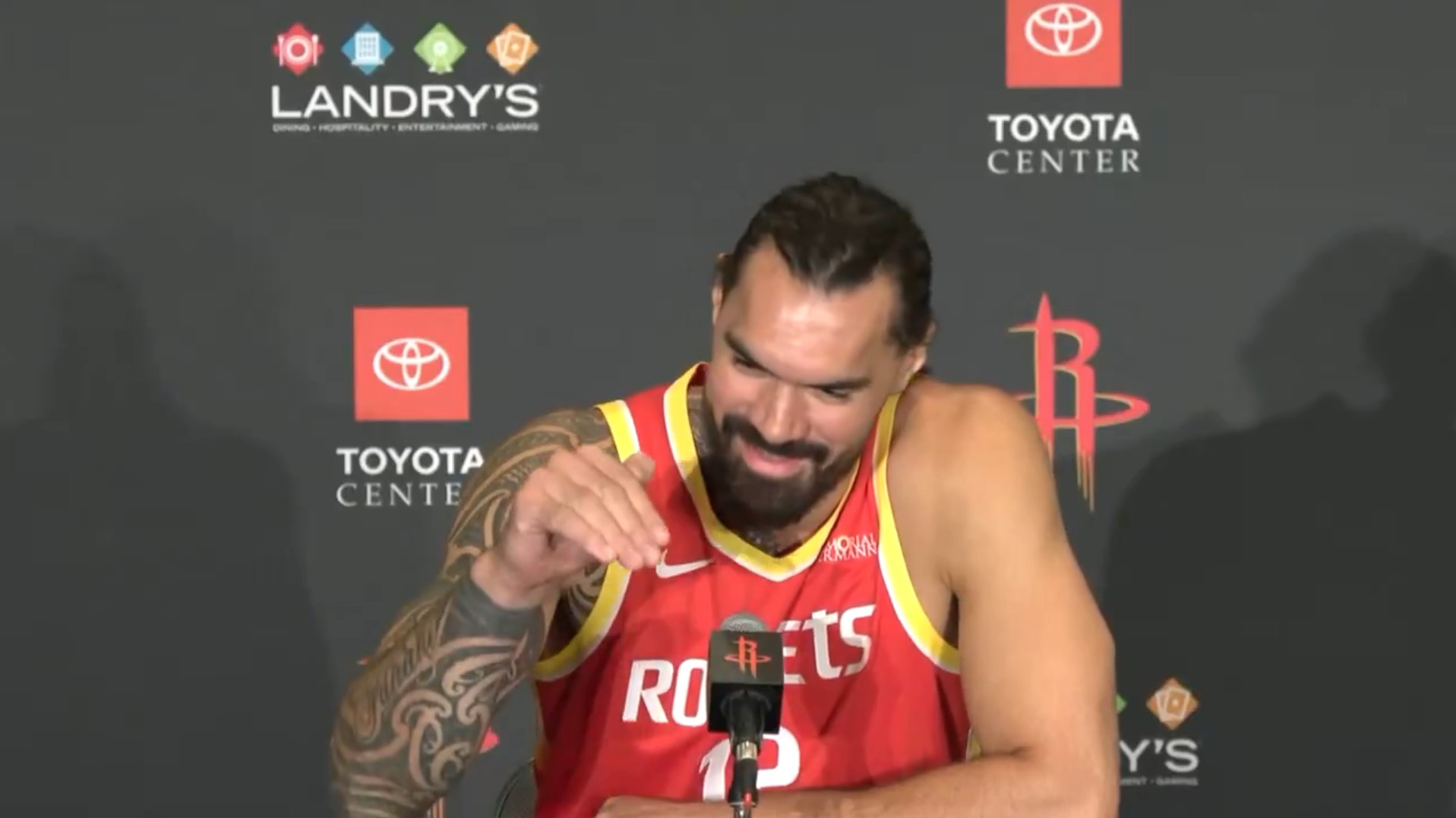 Steven Adams prévient : « GTA sort en novembre, le niveau en NBA va baisser »