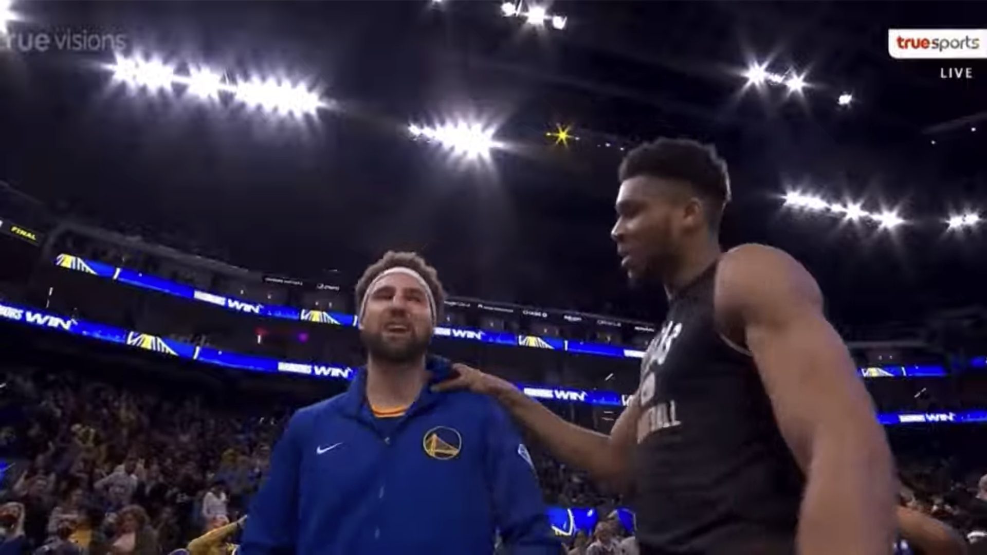 Giannis Antetokounmpo, « l’humain formidable » qui a touché Klay Thompson